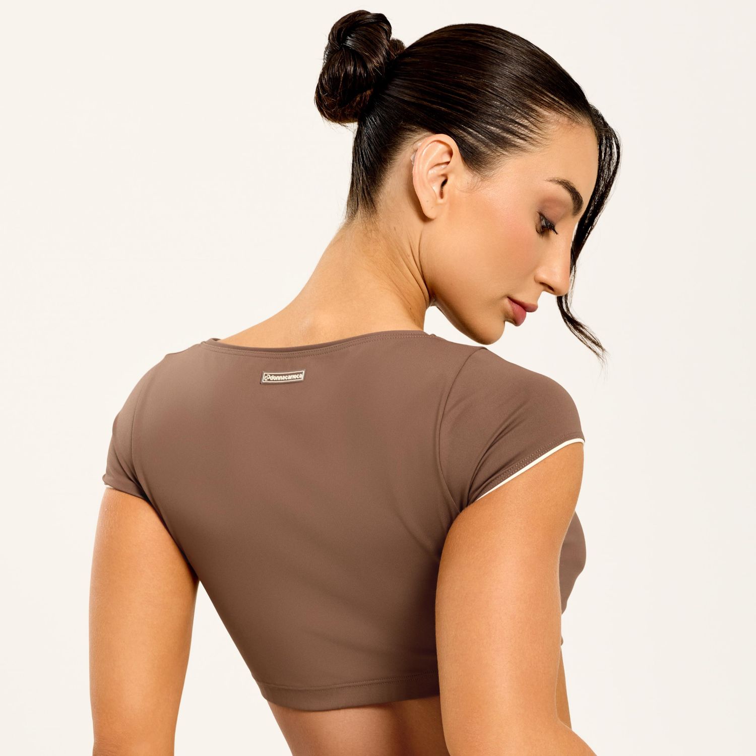 T1750_001_2-TOP-LADDER-CAPUCINE