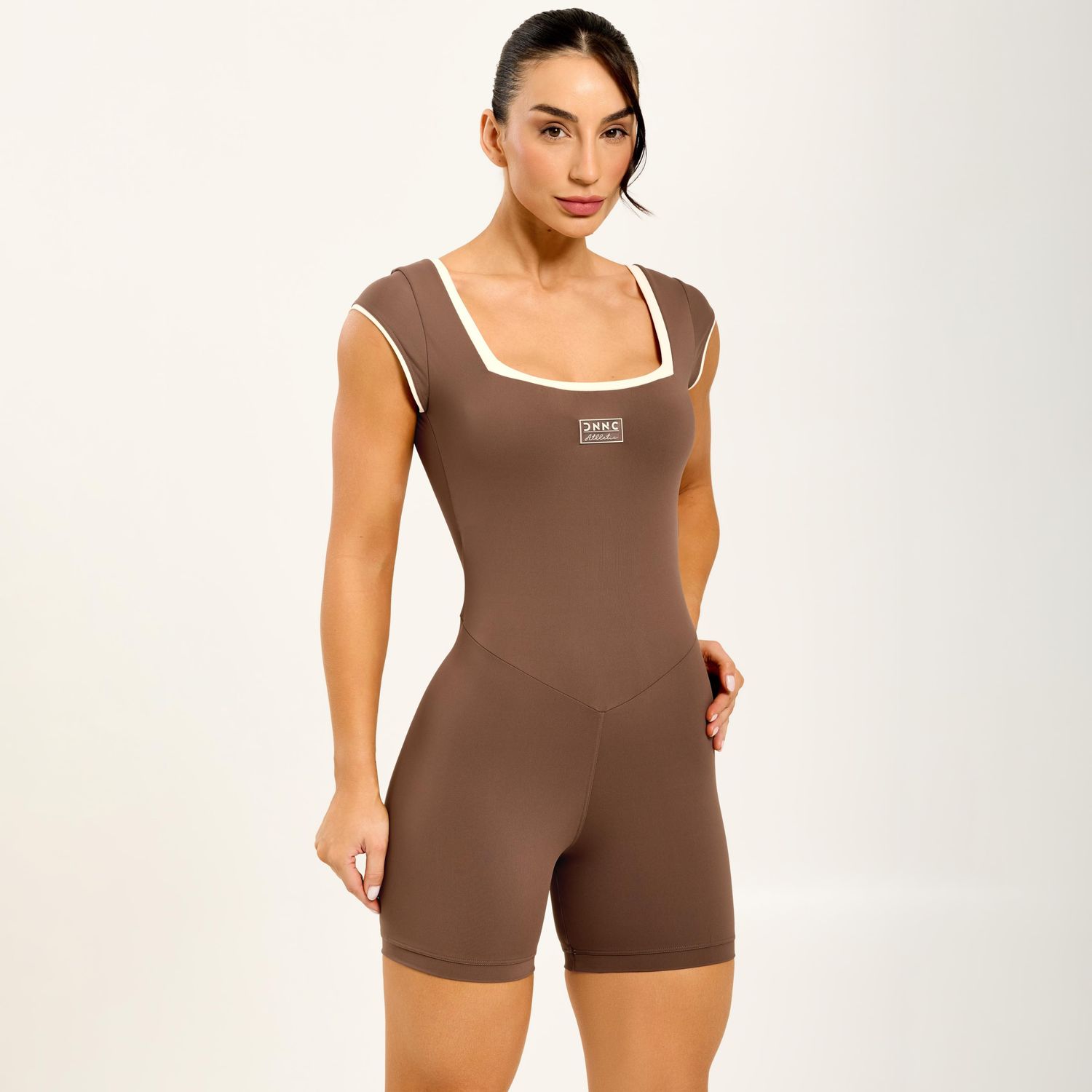 M0277_001_99-MACAQUINHO-STYLE-CASTANHO-CAPUCINE