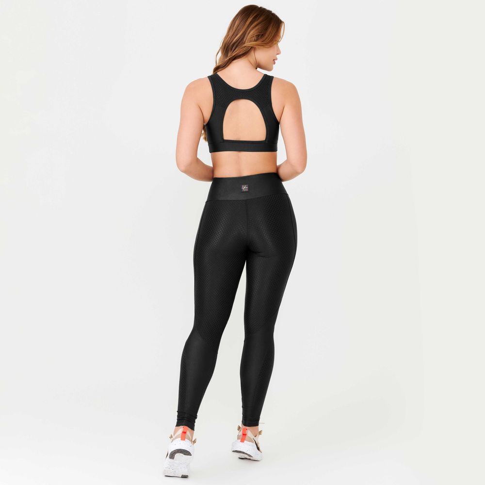 legging-phenomenon-preto-texturizado-e-platinado-preto-p 6