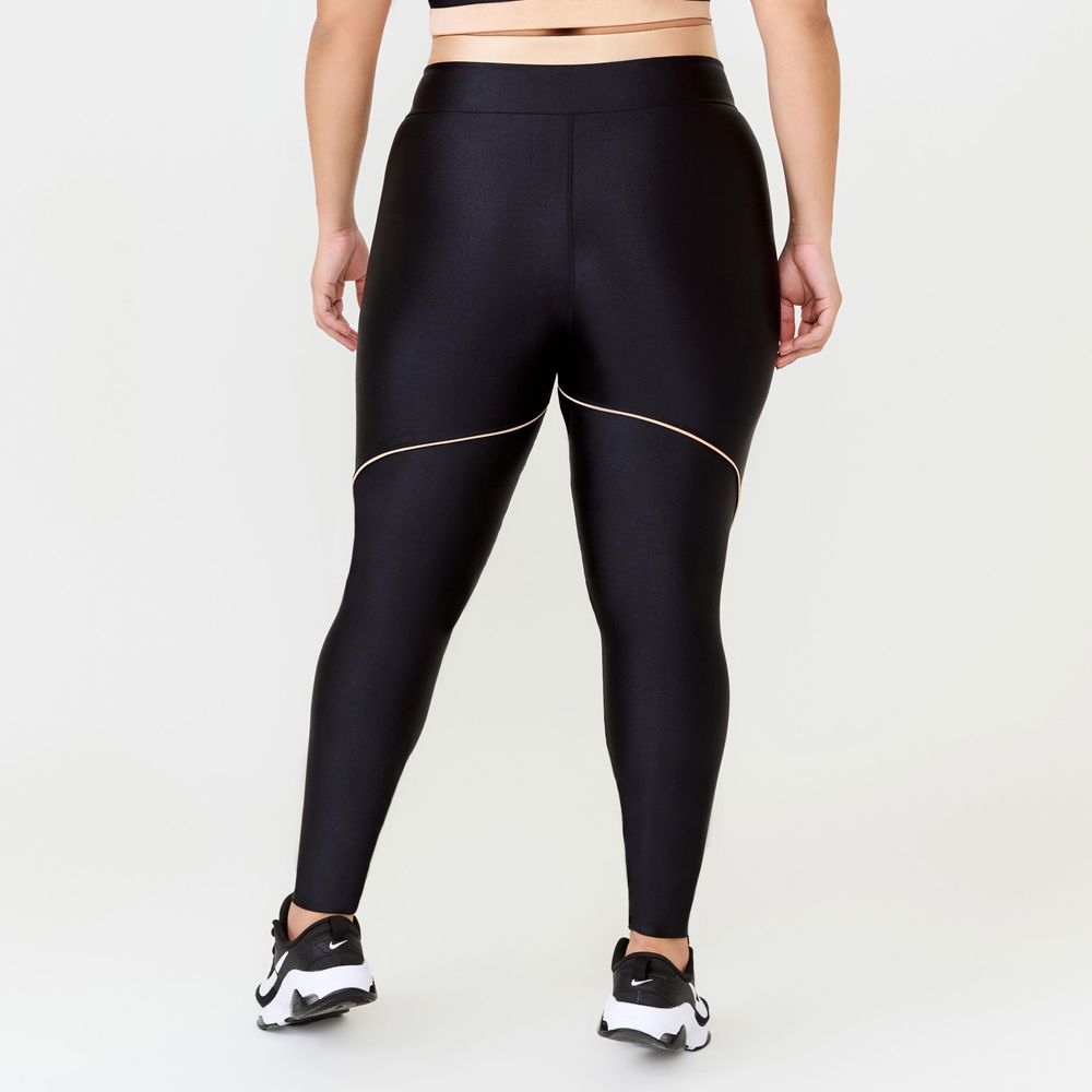 legging-prestige-preta-platinado-com-estampa-emborrachada-preto-p 5