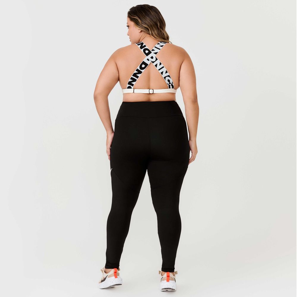 legging-movement-preta-poliamida-preto-p 11