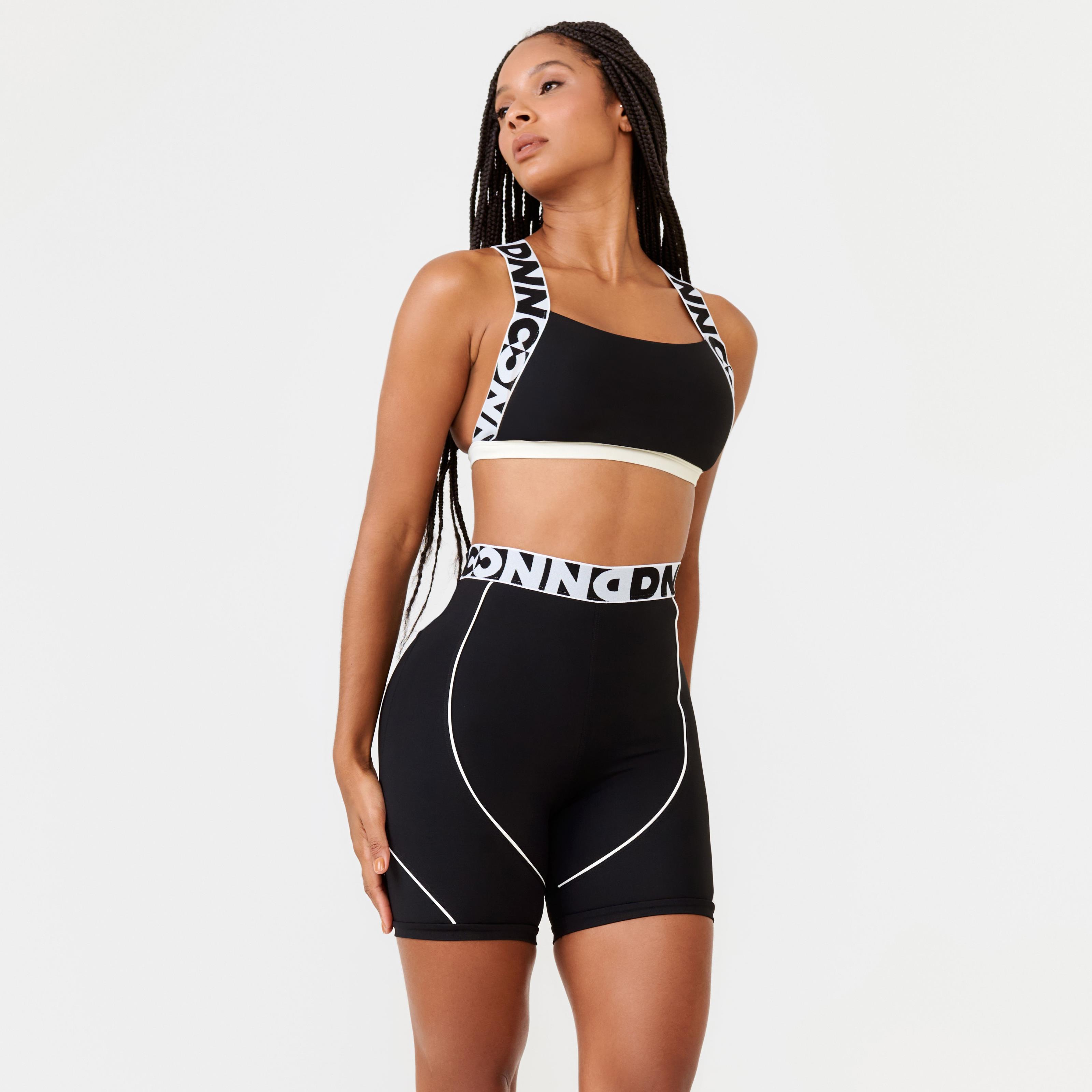 SS0976_001_1-SHORT-MOVEMENT-PRETO