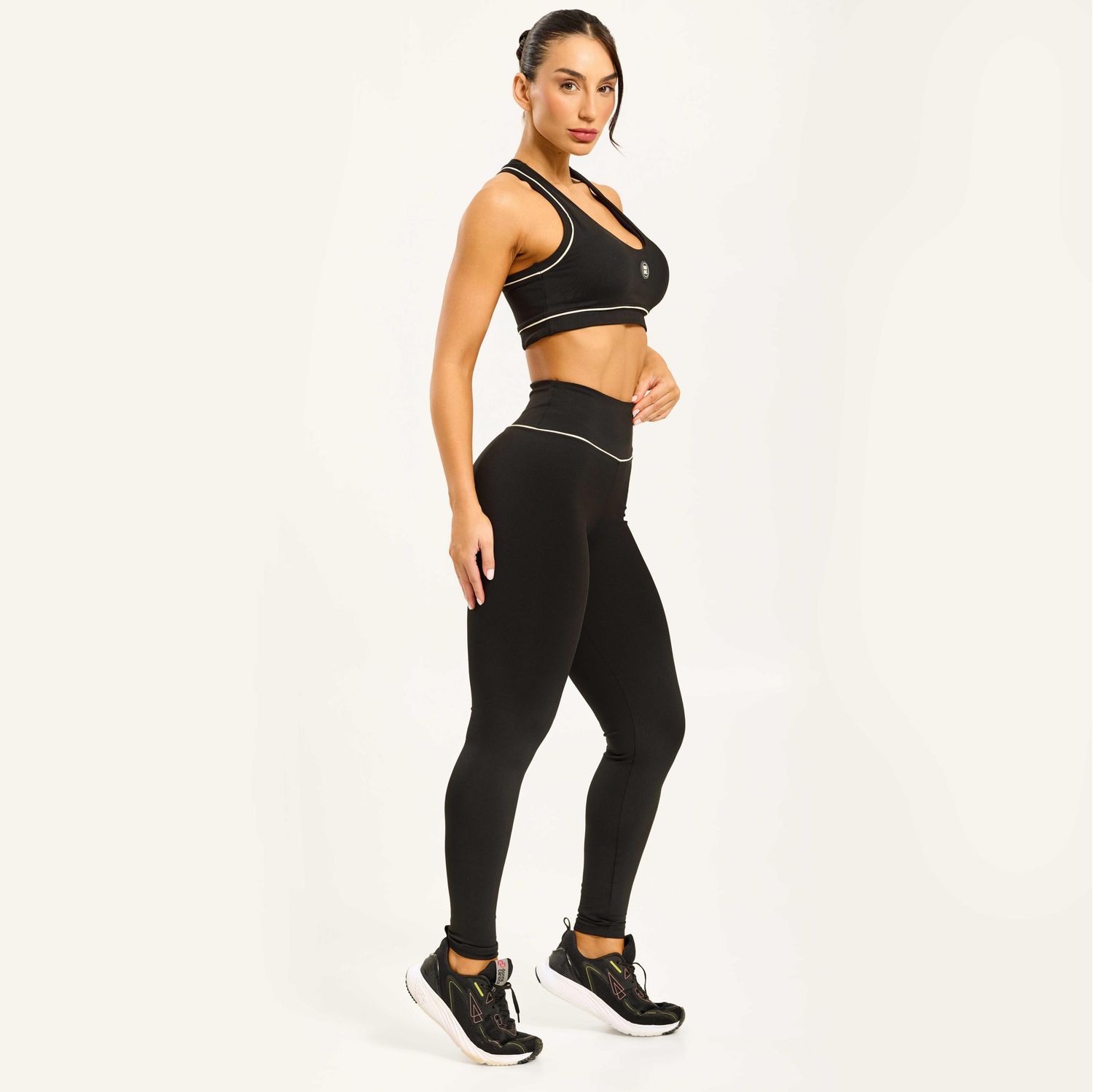 L1747_001_6-LEGGING-EXTEND-PRETO