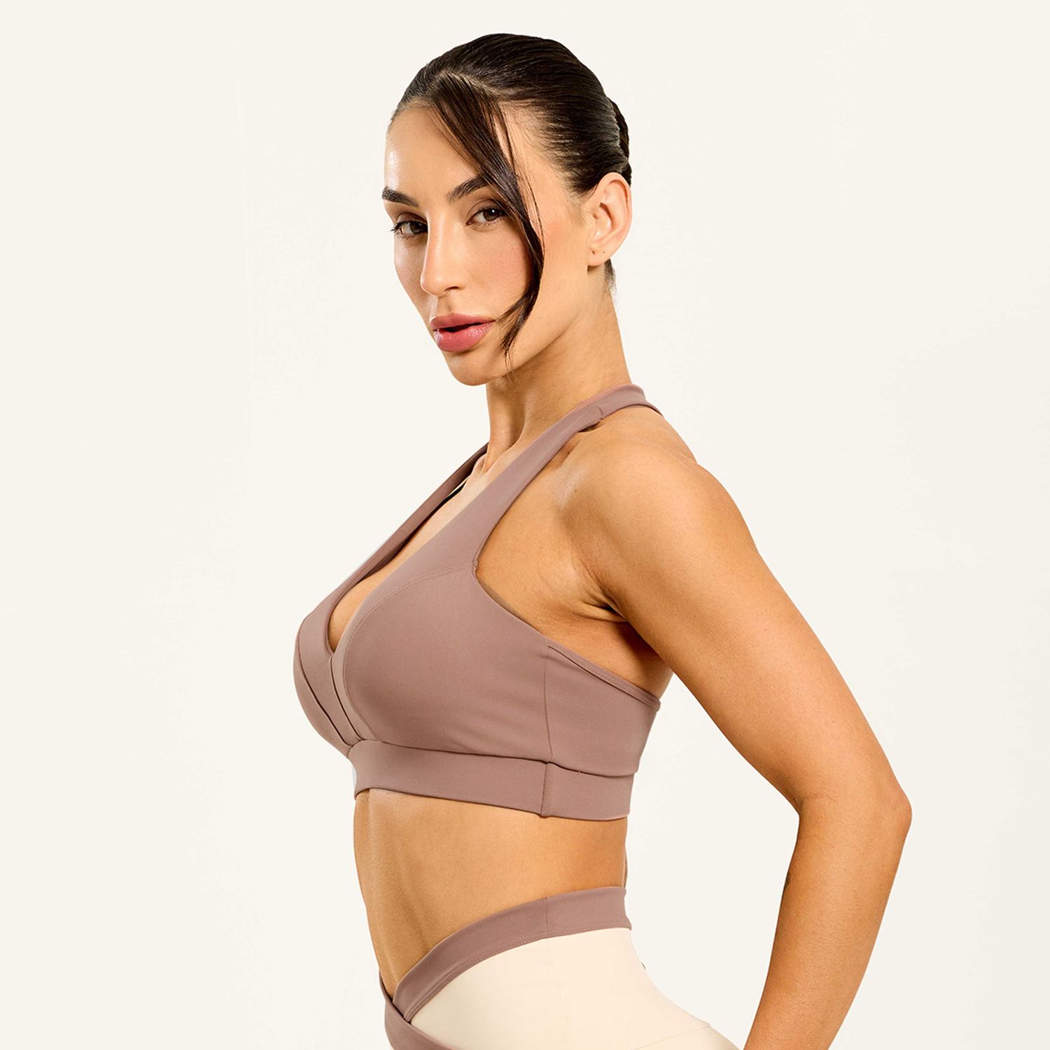 T1777_001_3-TOP-MOMENT-GANACHE