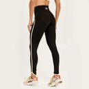 vista-traseira-de-legging-preta-com-cos-alto-e-faixa-lateral-continua-ate-o-tornozelo-modelagem-anatomica