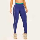 Legging-fitness-azul-com-cos-verde-e-recortes-anatomicos-conforto-e-liberdade-de-movimento