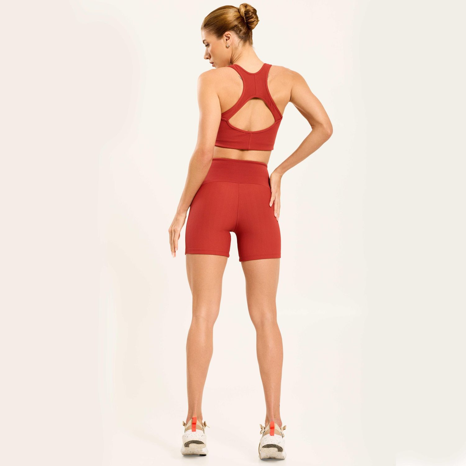 SS1108_002_7-SHORT-RIBBED-EM-HELP