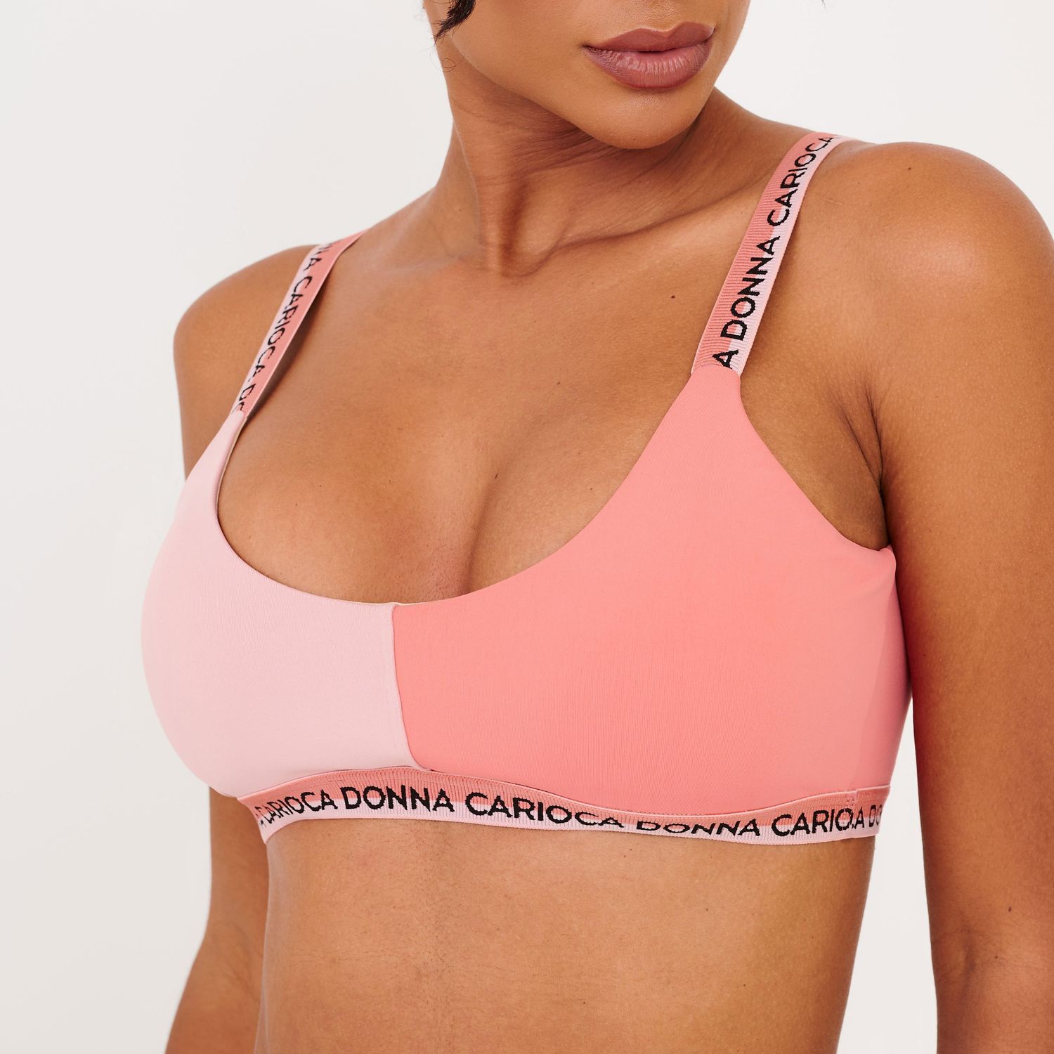 T1688_001_3-TOP-DIVISION-TERRACOTA-FOLK