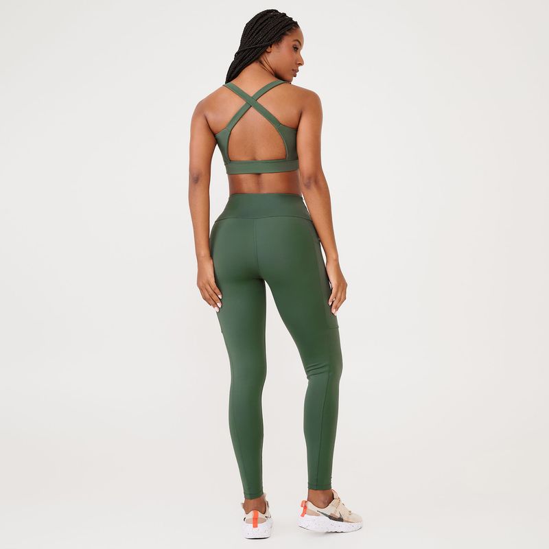 legging-essential-verde-tundra-poliamida-com-bolso-verde-p 5