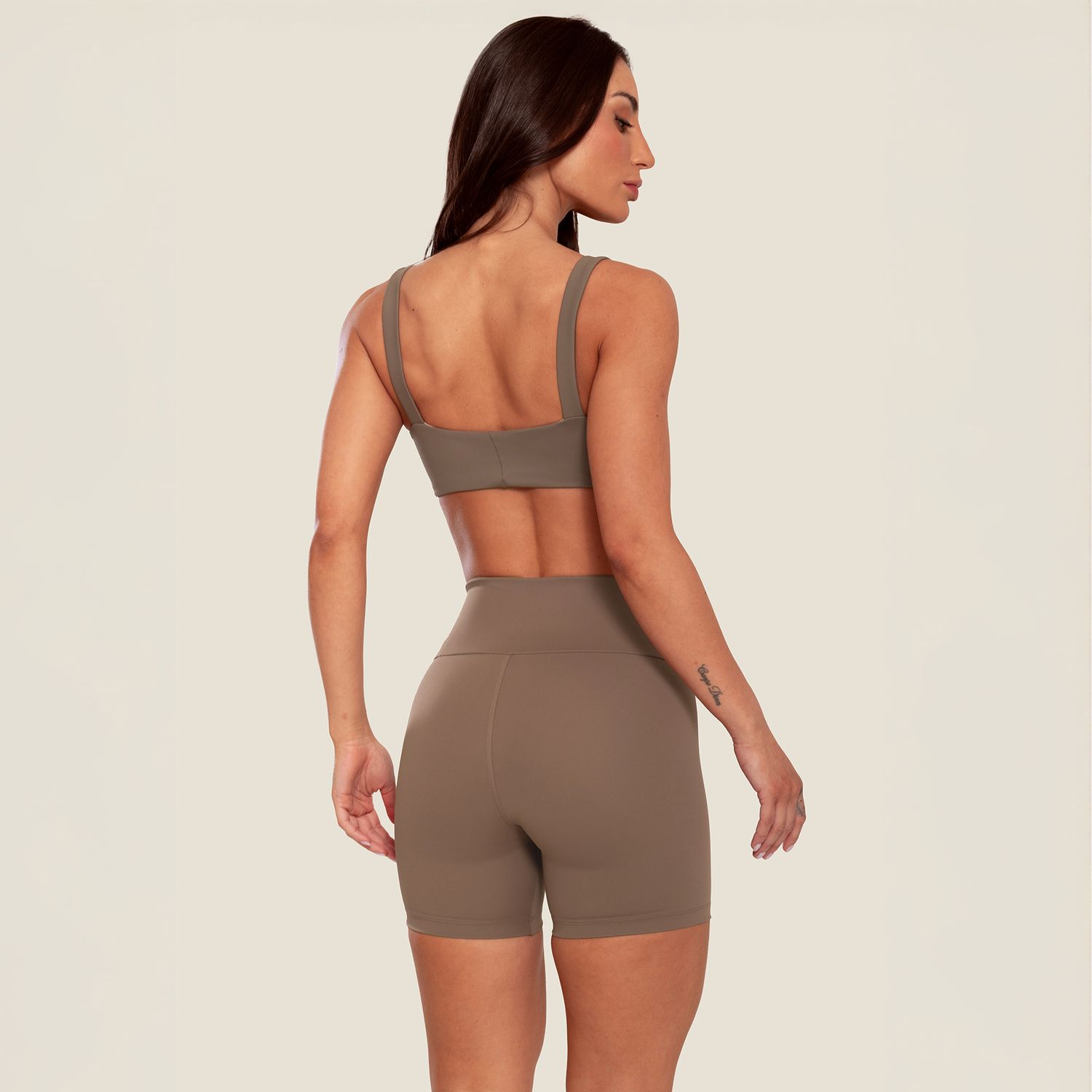 SS0835_001_2-SHORT-BASICS-CASTANHO-EM-POLIAMIDA