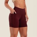 SS0748_001_4-SHORT-ESSENTIAL-VINHO-VALENTINO-EM-SUPLE