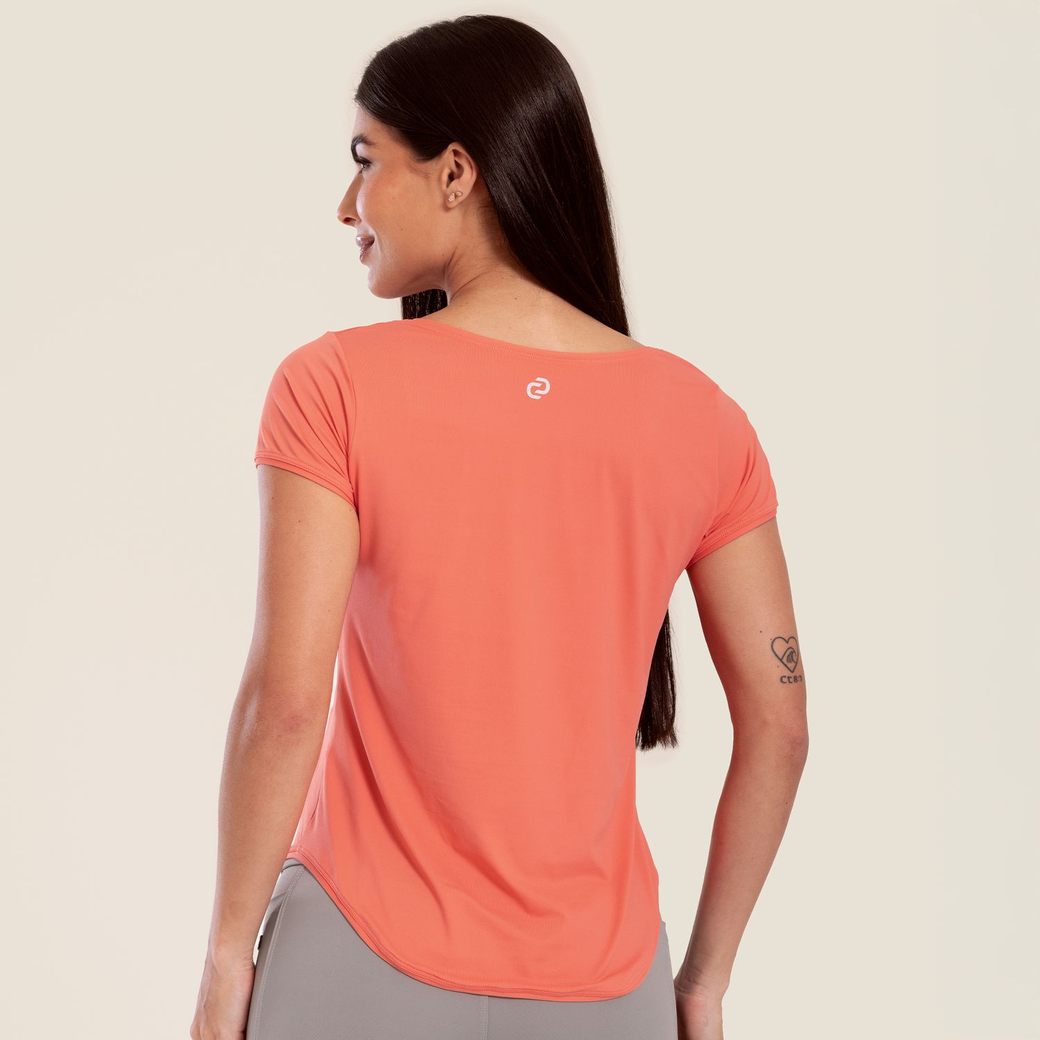 R1073_007_2-CAMISETA-BASICA-EM-MICROFIBRA