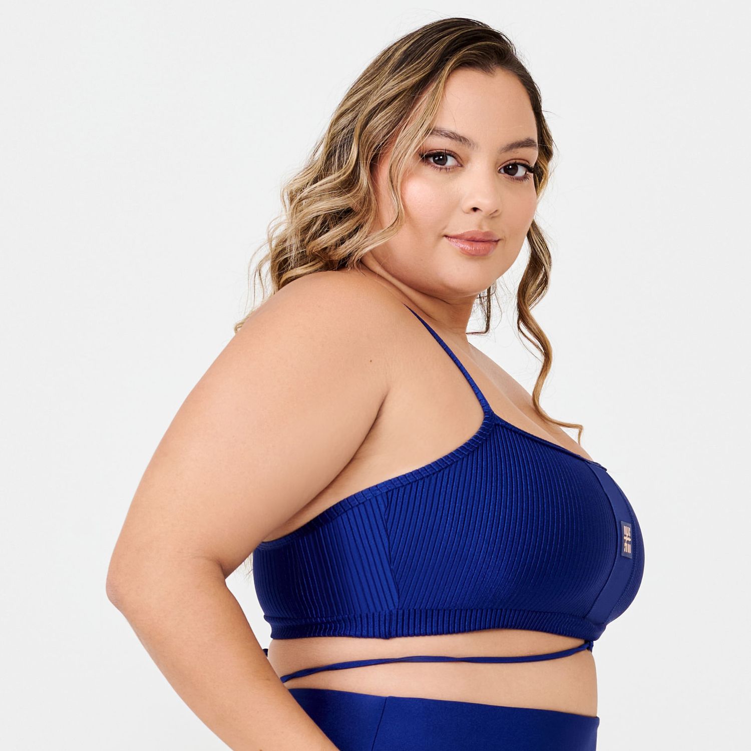 T1636_001_8-TOP-KOTELLE-MARINHO-CYBER