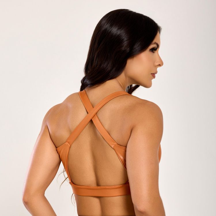 top-faixa-com-recortes-caramelo-em-cirre-hover