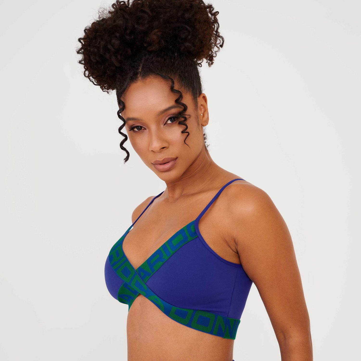 T1741_001_5-TOP-ATTACK-AZUL-SUBLIME