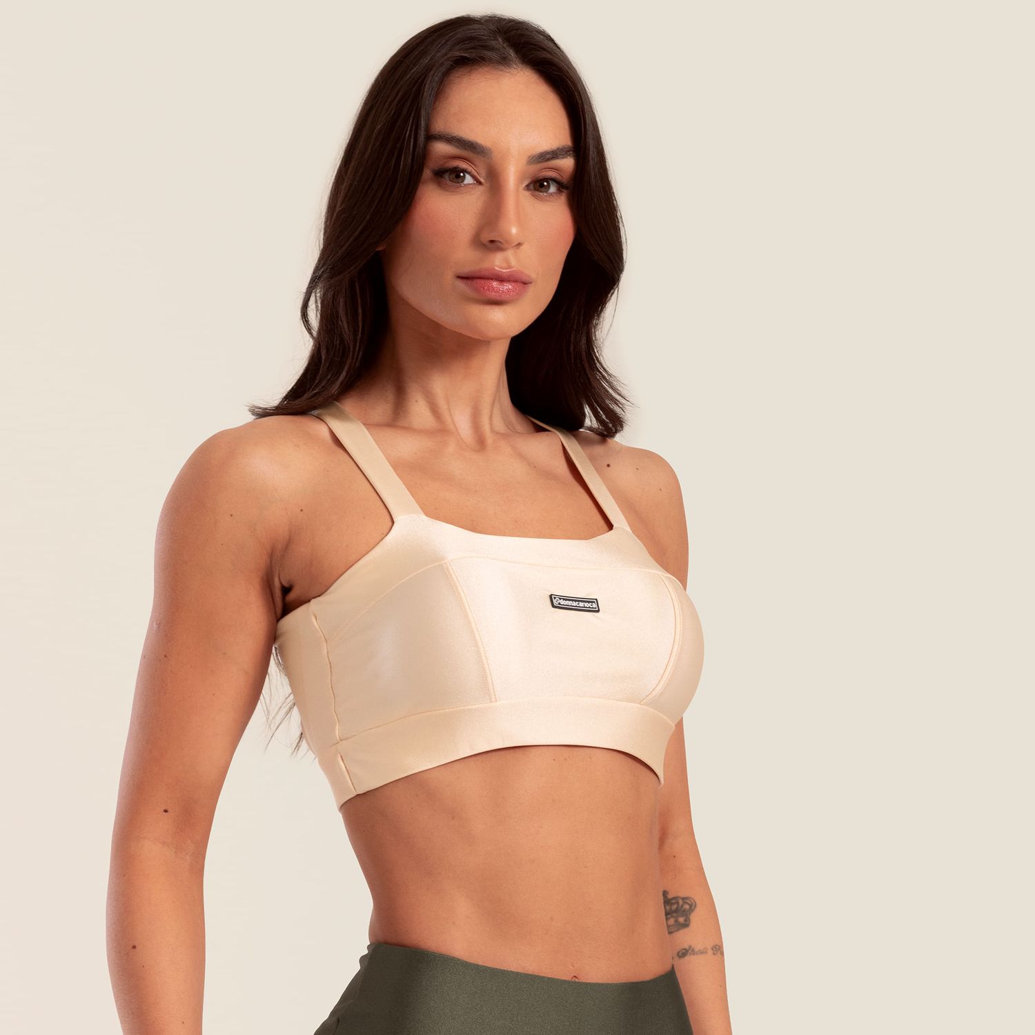 T1384_001_4-TOP-FAIXA-COM-RECORTES-NUDE-PLATINADO