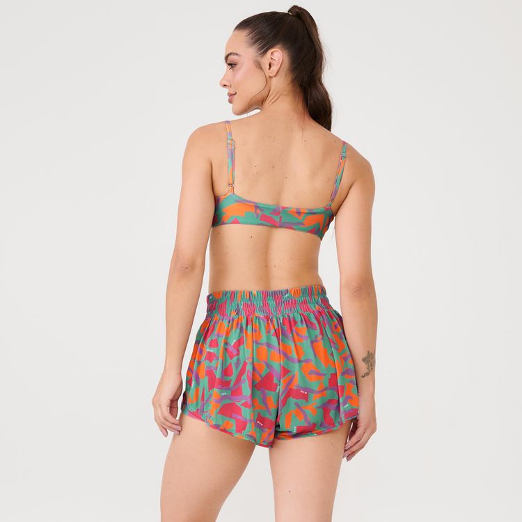 short-soltinho-com-pregas-estampa-vibrant-poliamida-soft-hover