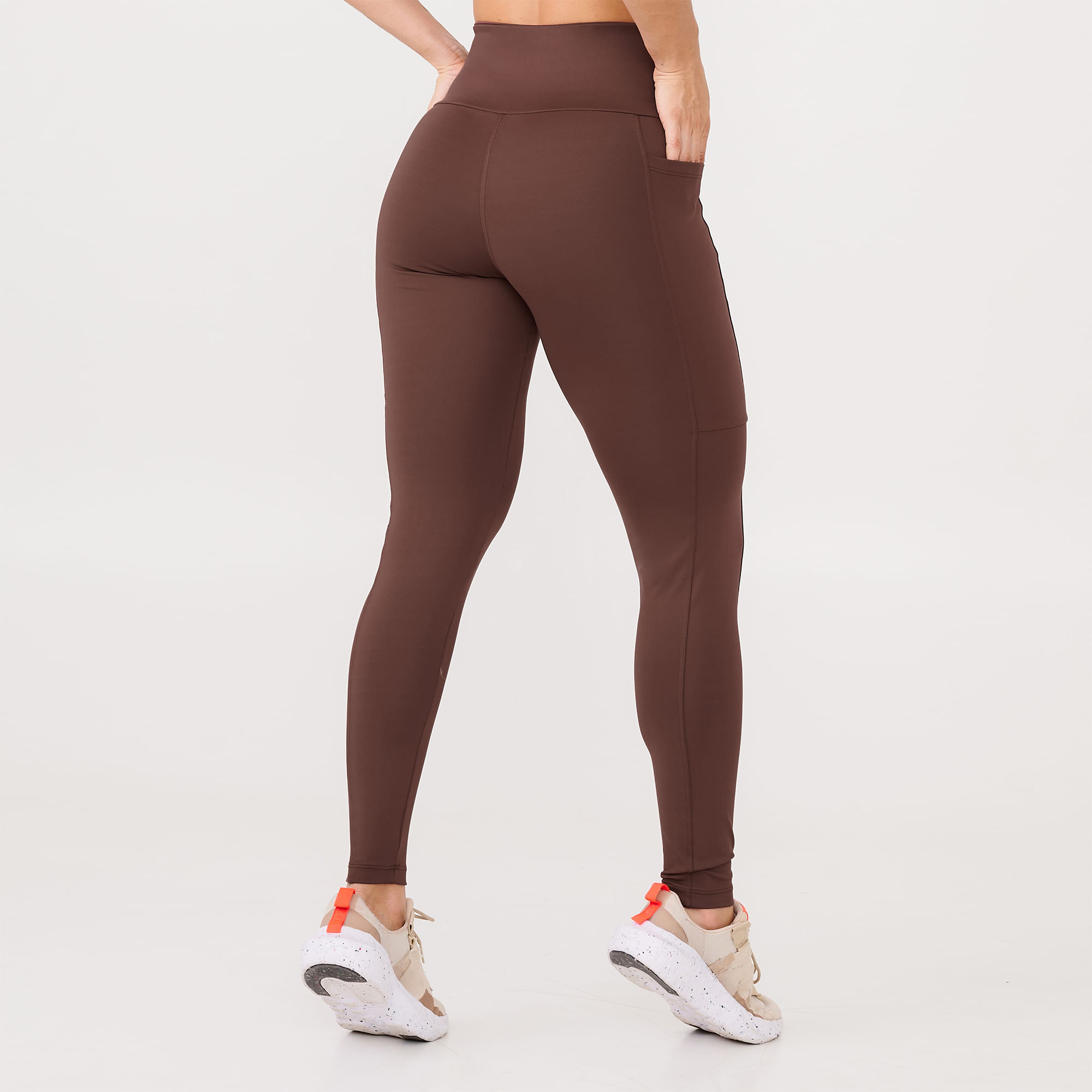 legging-essential-marrom-chocolamore-poliamida-com-bolso-hover