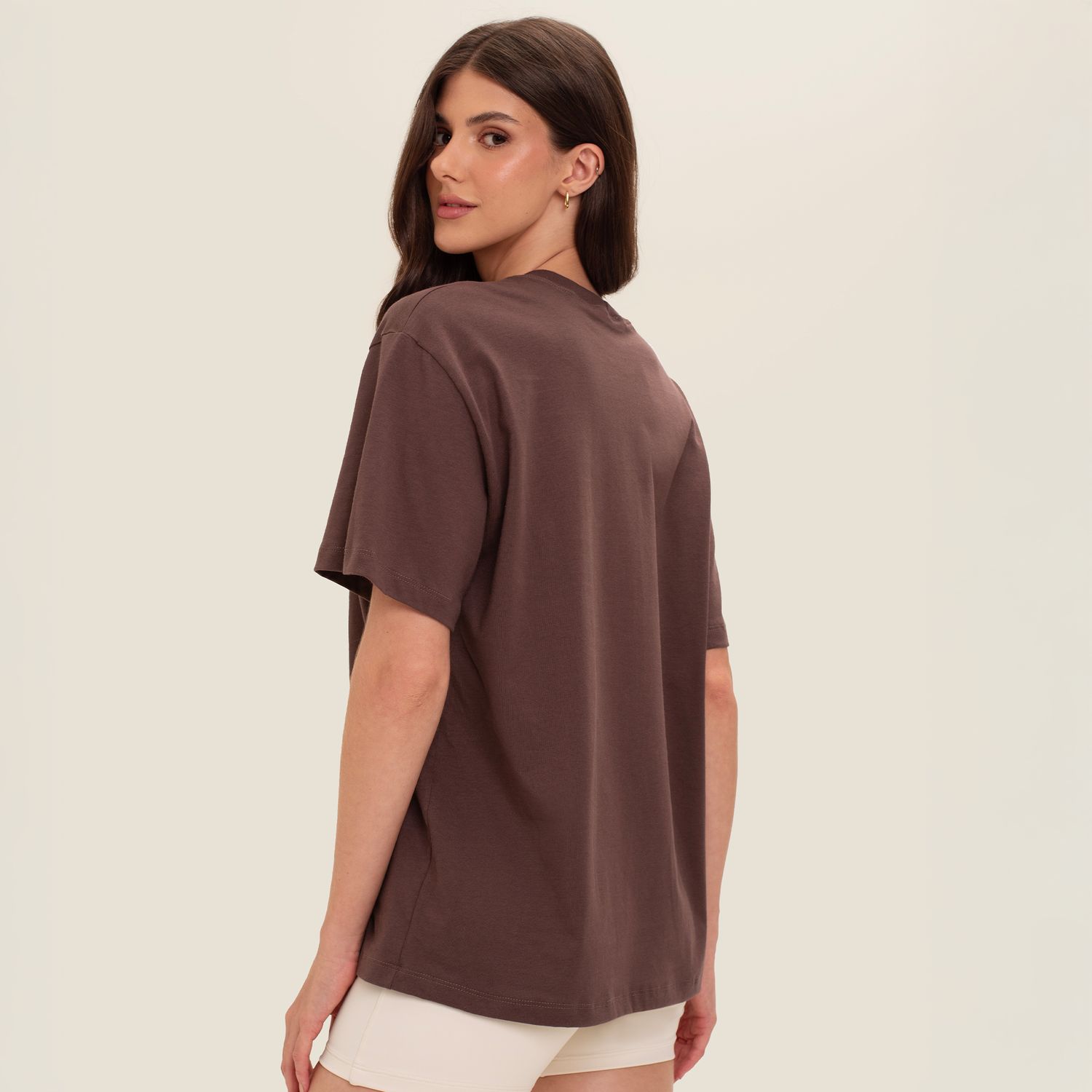 R1093_001_4-BLUSAO-OVERSIZED-FEMININO-MARROM-TRONCO