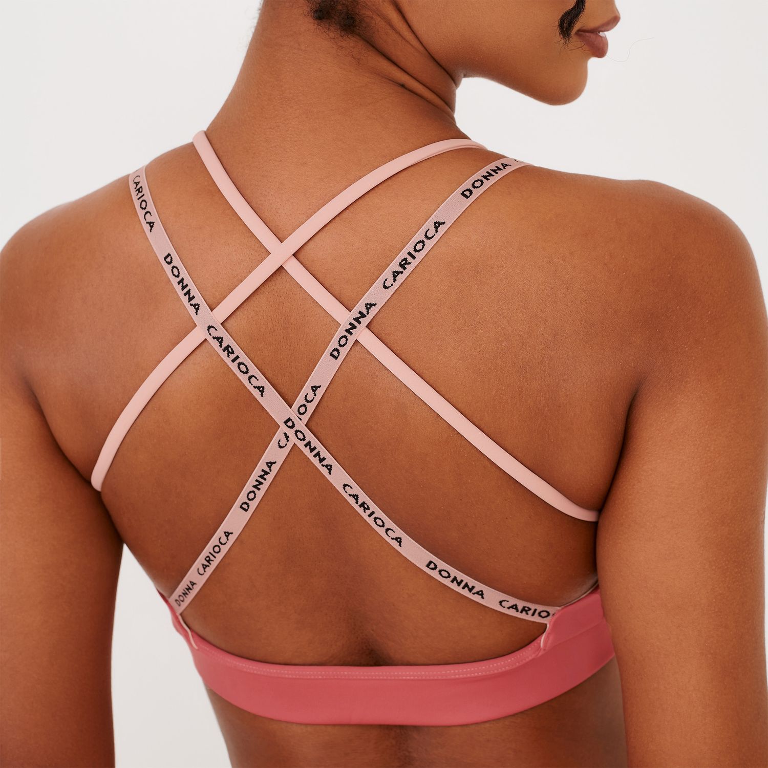 T1663_001_5-TOP-WINNER-DUST