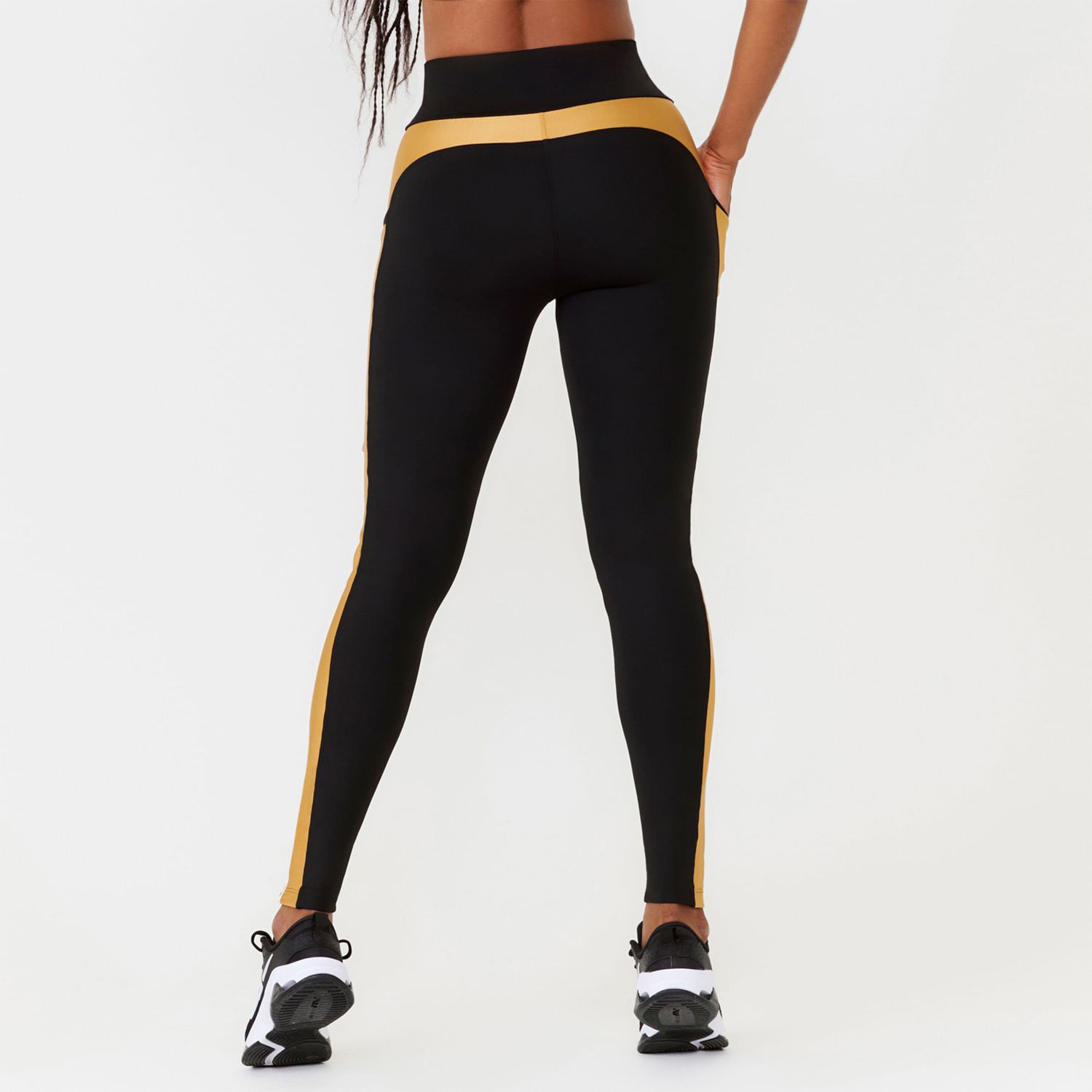 L1561_001_2-LEGGING-CYBER-PRETA