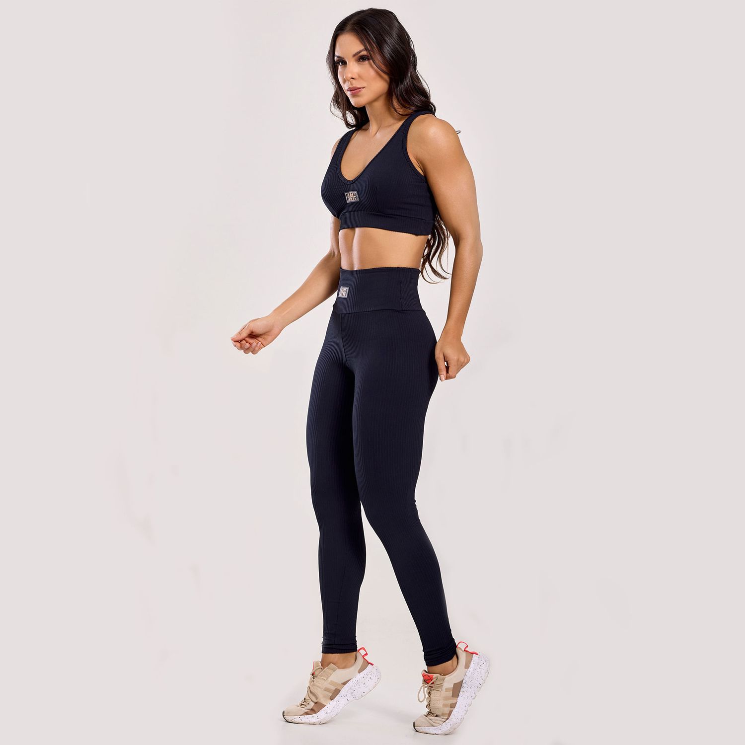 L1639_001_9-LEGGING-NEW-CHANNEL-LIGHT-PRETO