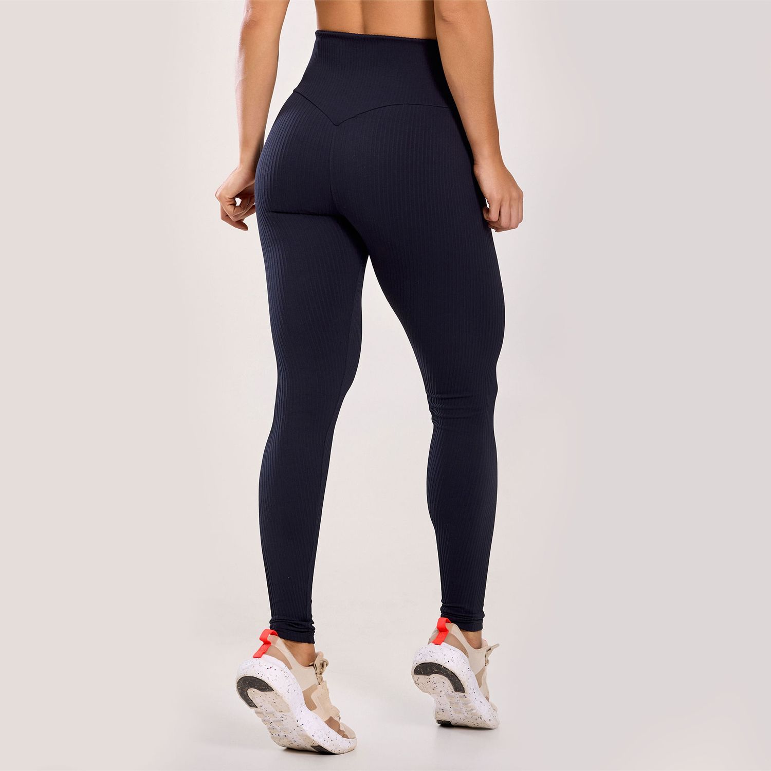 L1639_001_3-LEGGING-NEW-CHANNEL-LIGHT-PRETO