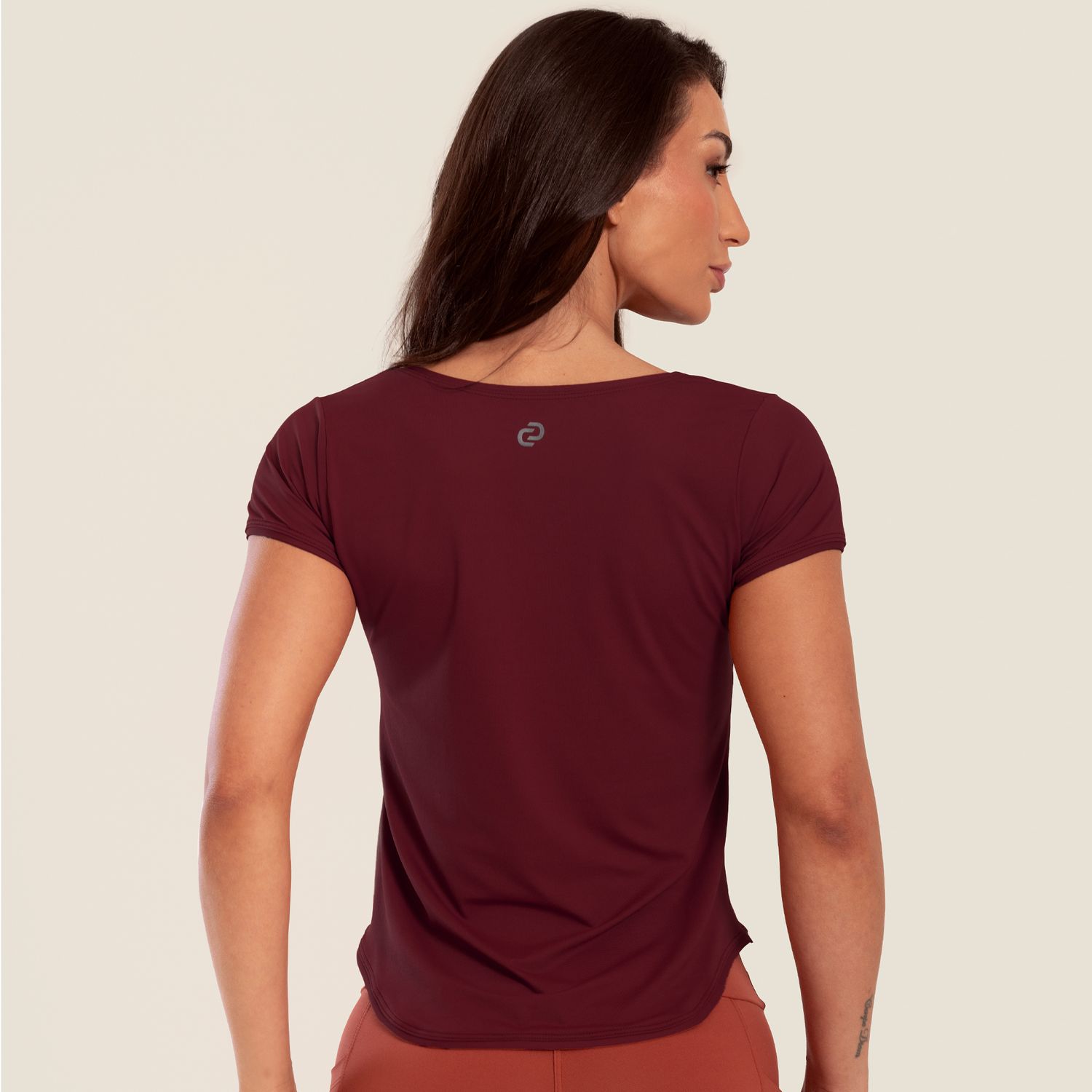 R1073_021_2-CAMISETA-BASICA-EM-MICROFIBRA