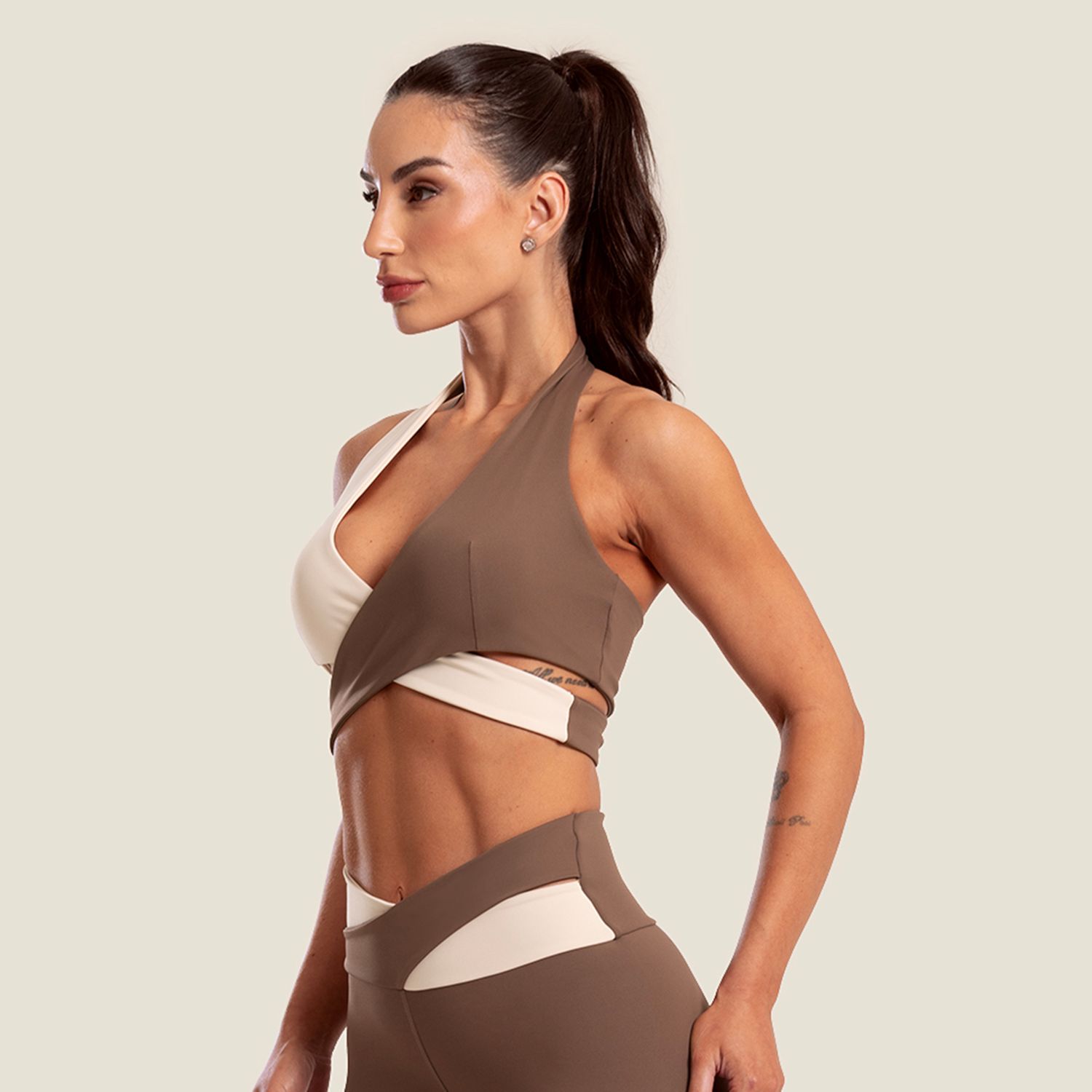 T1790_001_4-TOP-DIRECTION-CAPUCINE