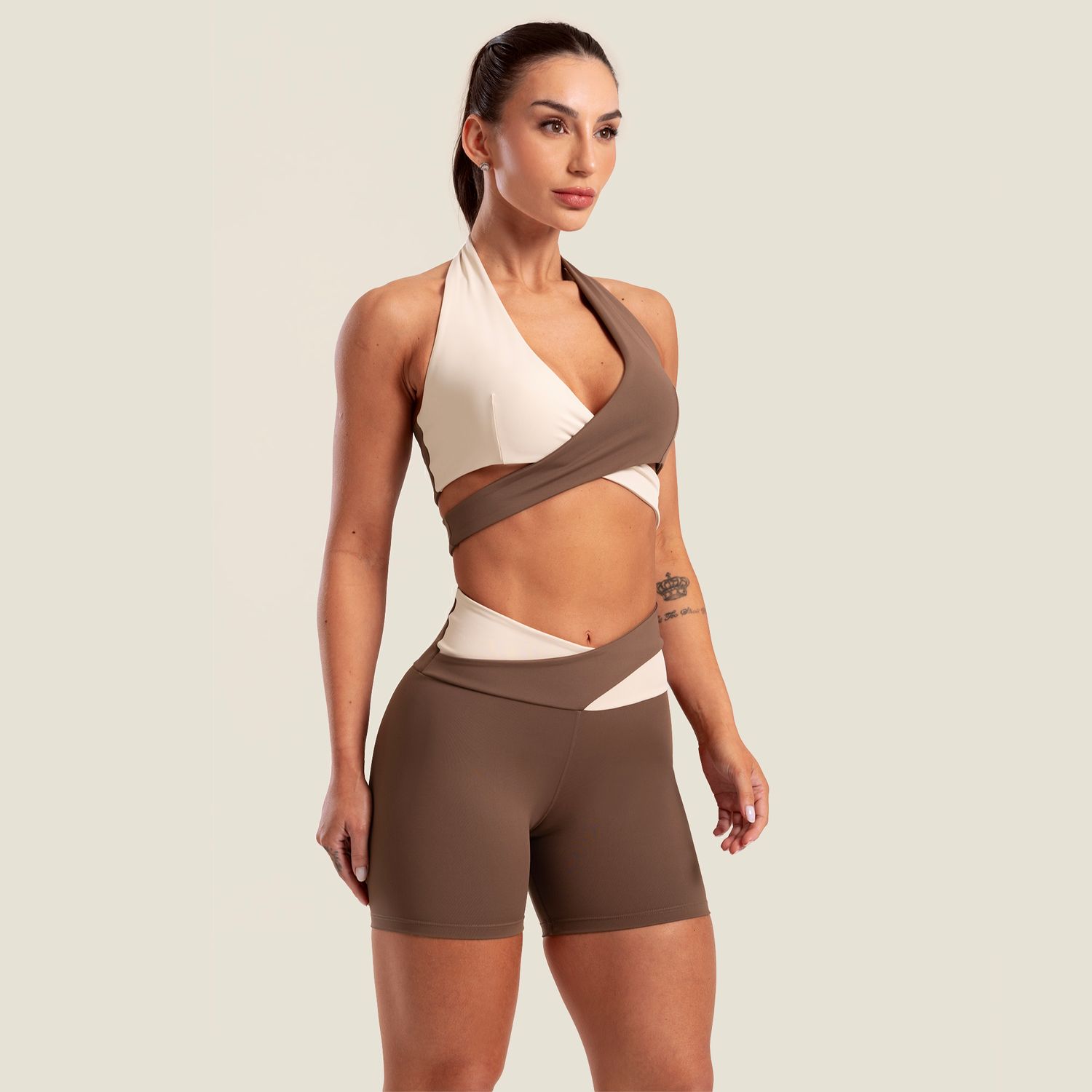 SS1139_001_5-SHORT-DIRECTION-CAPUCINE