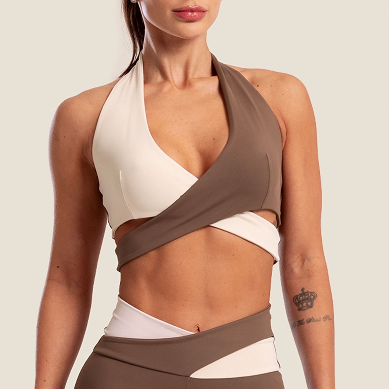 T1790_001_6-TOP-DIRECTION-CAPUCINE