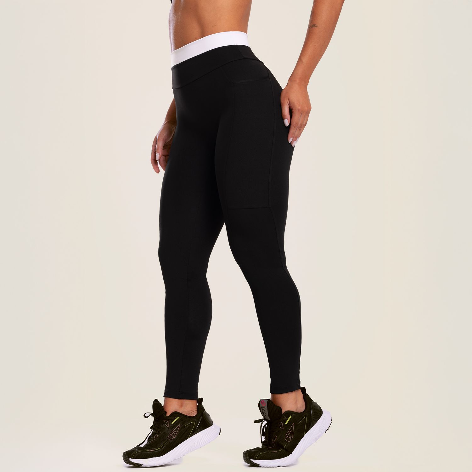 L1792_001_4-LEGGING-VITALIZE-PRETO