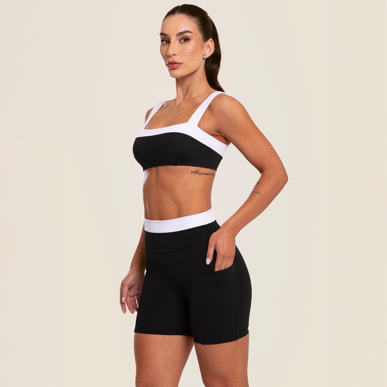 SS1141_001_99-SHORT-VITALIZE-PRETO