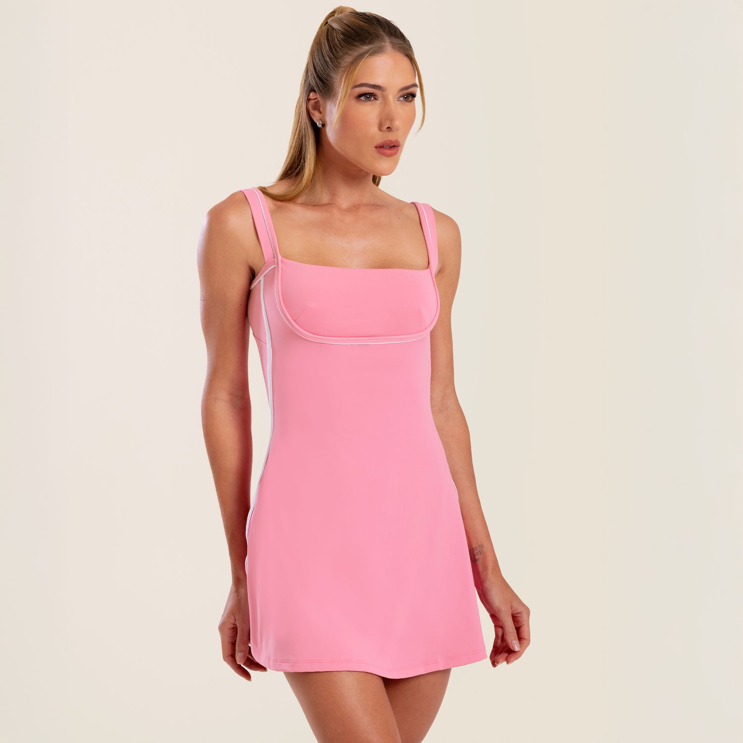 M0292_001_4-VESTIDO-FUTURE-ROSA-SPRING-FUTURE