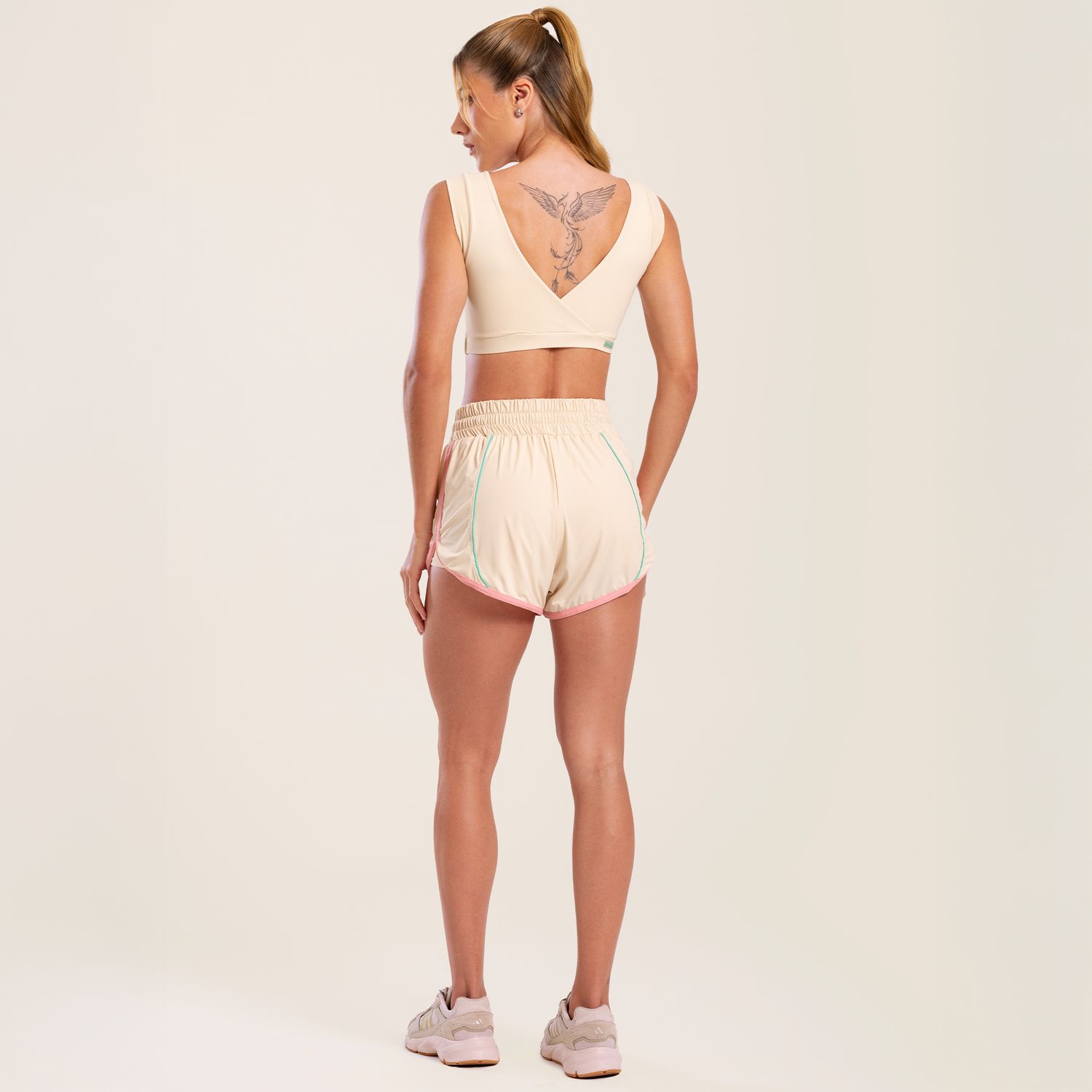 SS1153_001_7-SHORT-FLOW-SOFT-BEIGE