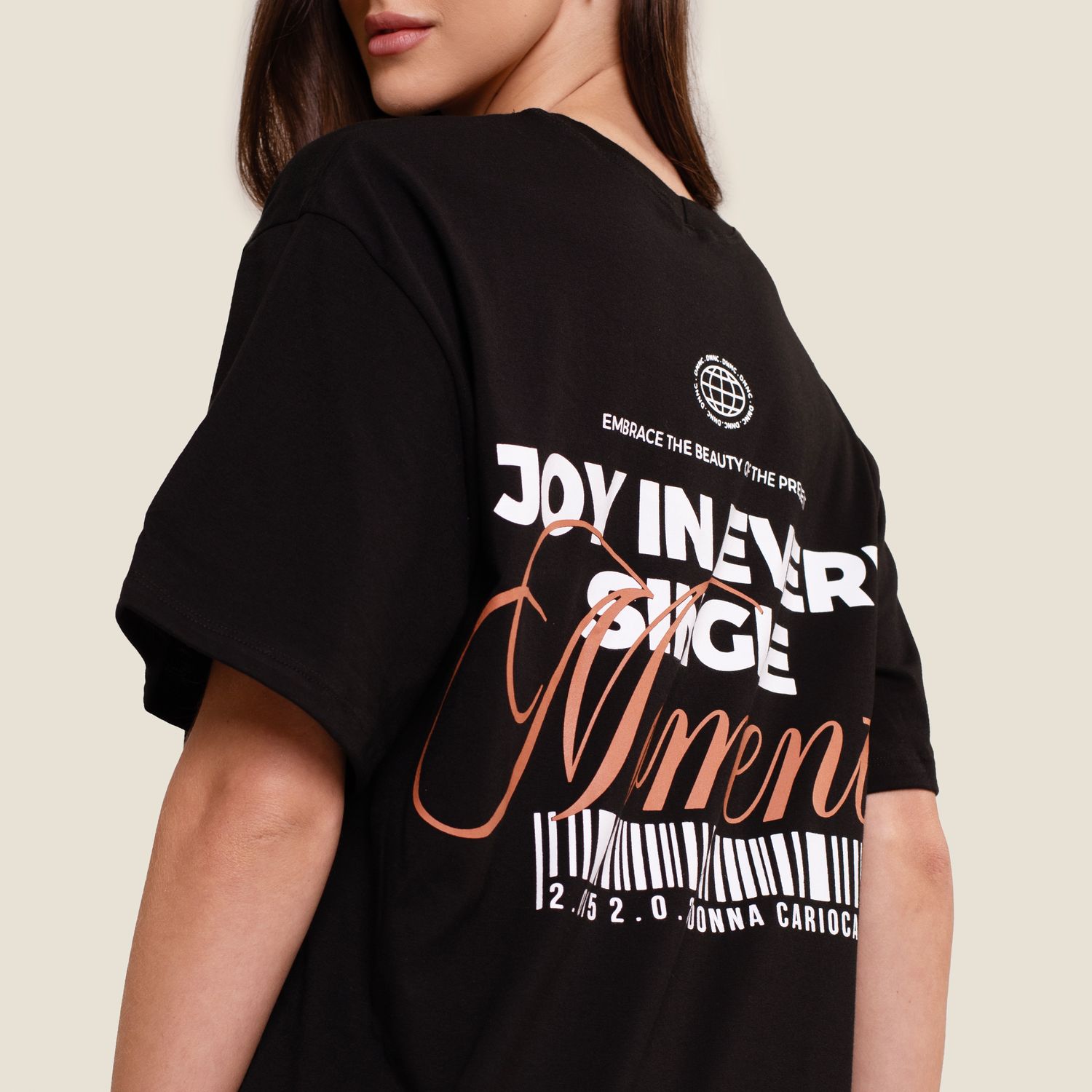 R1097_001_3-BLUSAO-OVERSIZED-FEMININO-PRETO