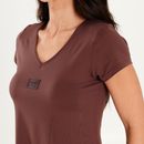 R0080_003_3-CAMISETA-GOLA-V-ABERTURA-COSTAS